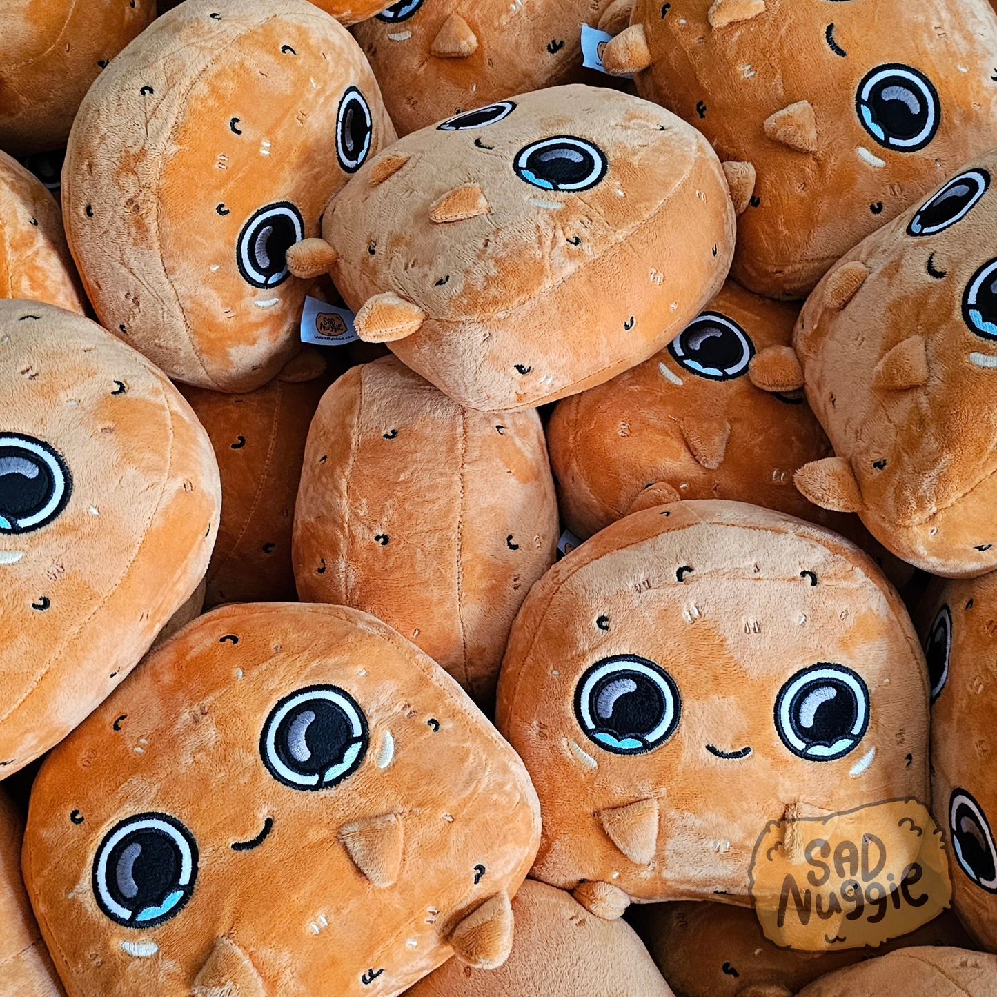 Peluche Sad Nuggie PRÉCOMMANDE