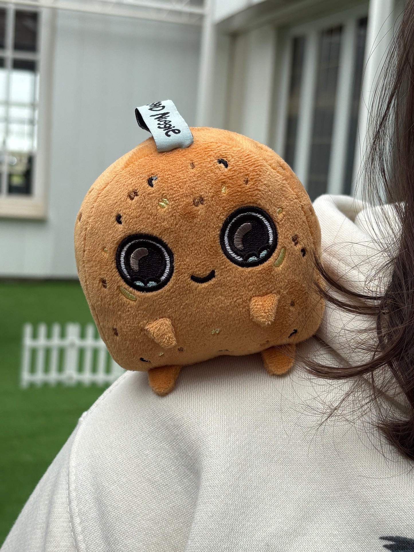 Sad Nuggie Shoulder Pal