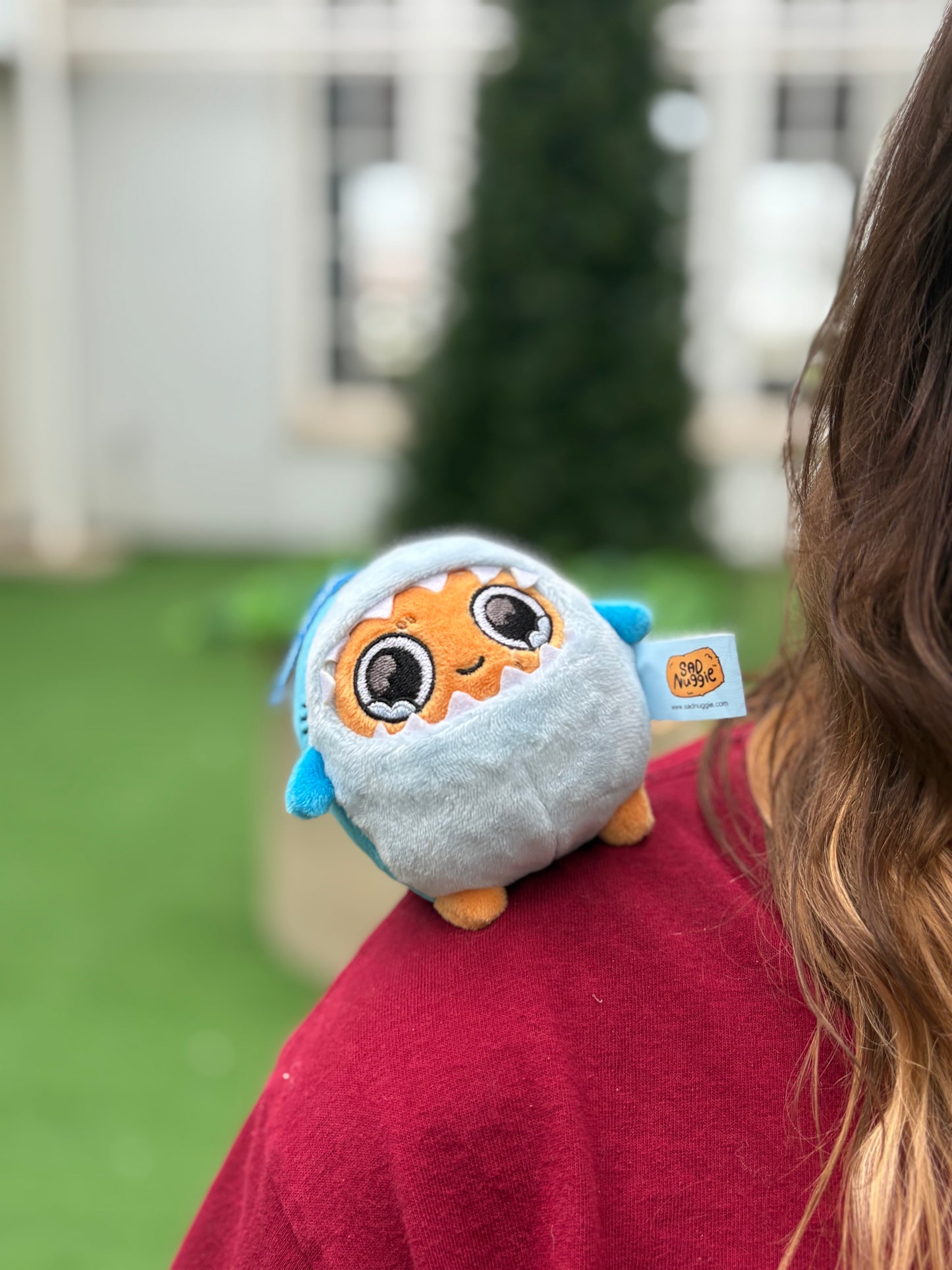 Sad Nuggie Shoulder Pal